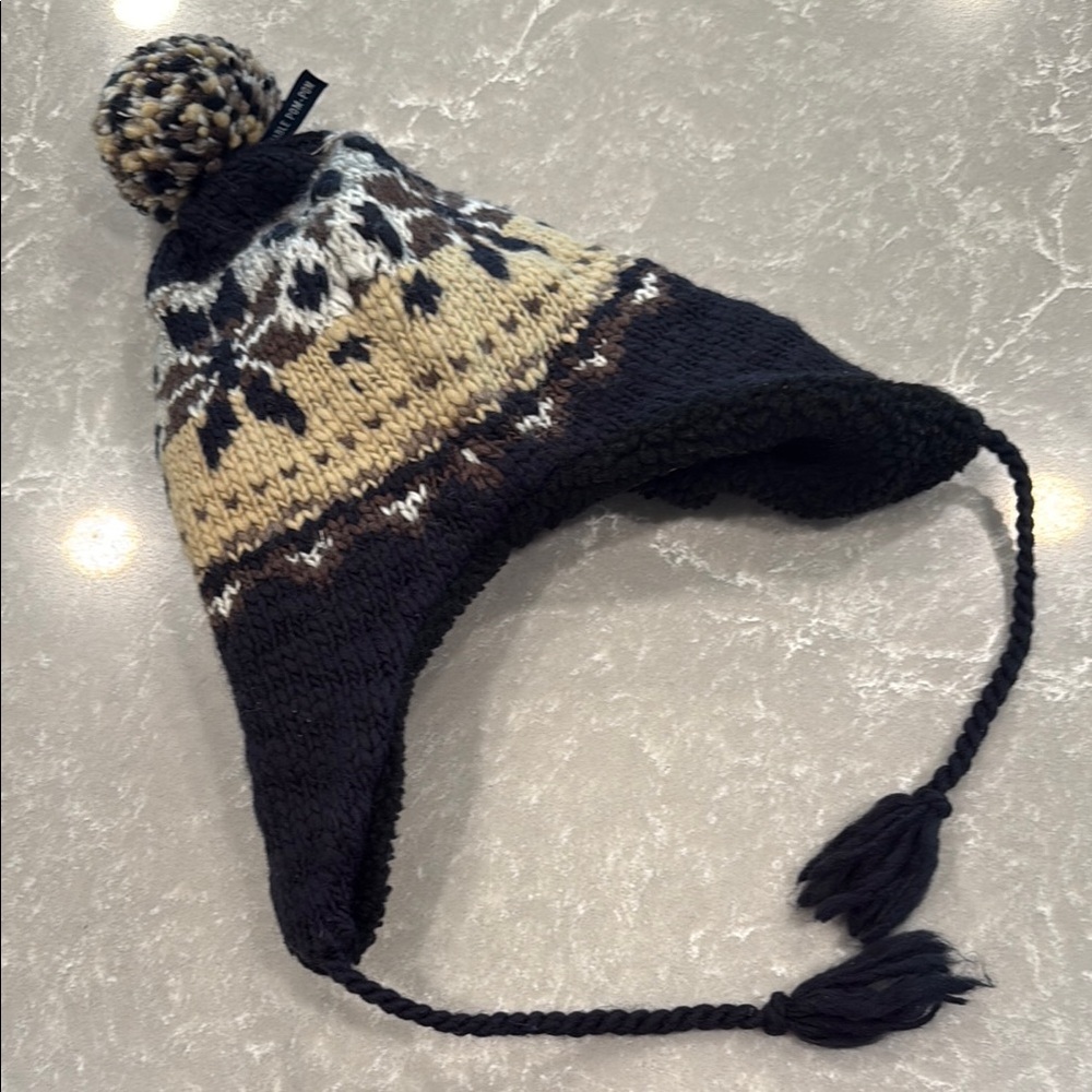 American Eagle Outfitters Black Tan White and Cream Knit Pom Pom Trapper Hat